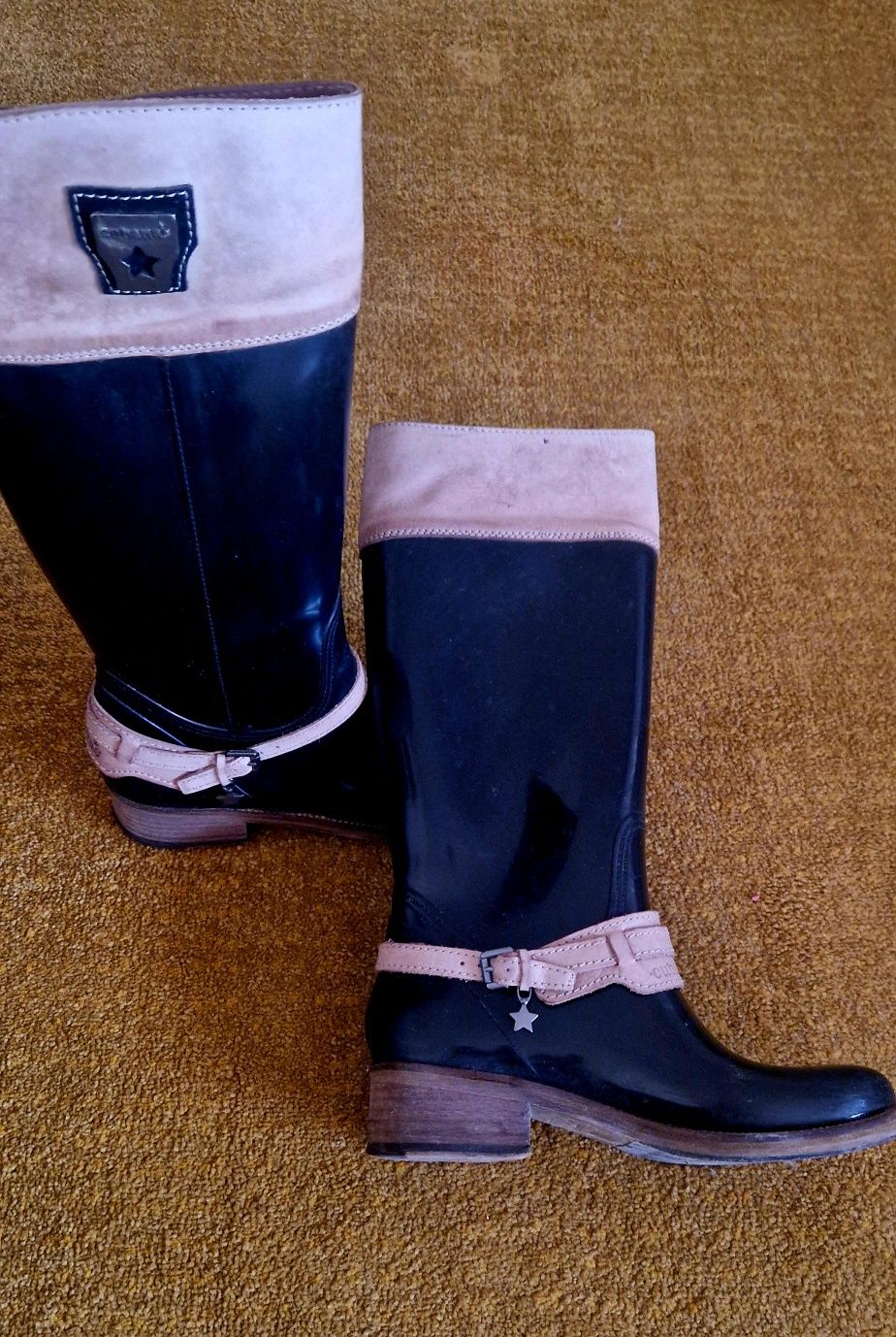 Botas Cubanas como novas