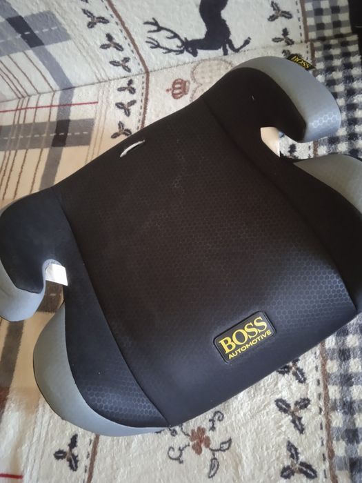 Автокресло(сидушка) для ребенка от 7 лет..От 25 до 36 кг. До 125  см.