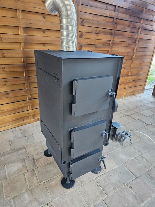 Piec nadmuchowy 15 kW – jak nowy, wentylator 3-stopniowy