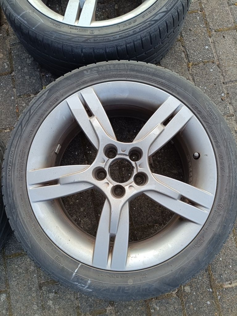 Felgi 5x100 r16.