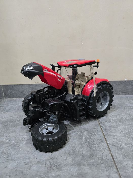 Traktor Case firmy bruder