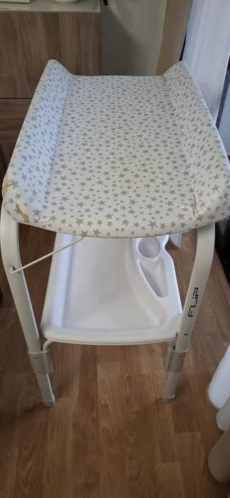 Trocador + banheira dobrável - FLIP da Jané