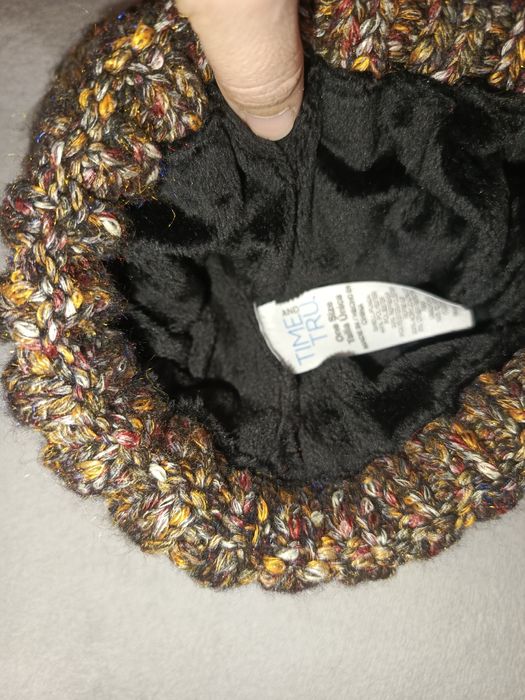 Жіноча Шапка в'язана зимова