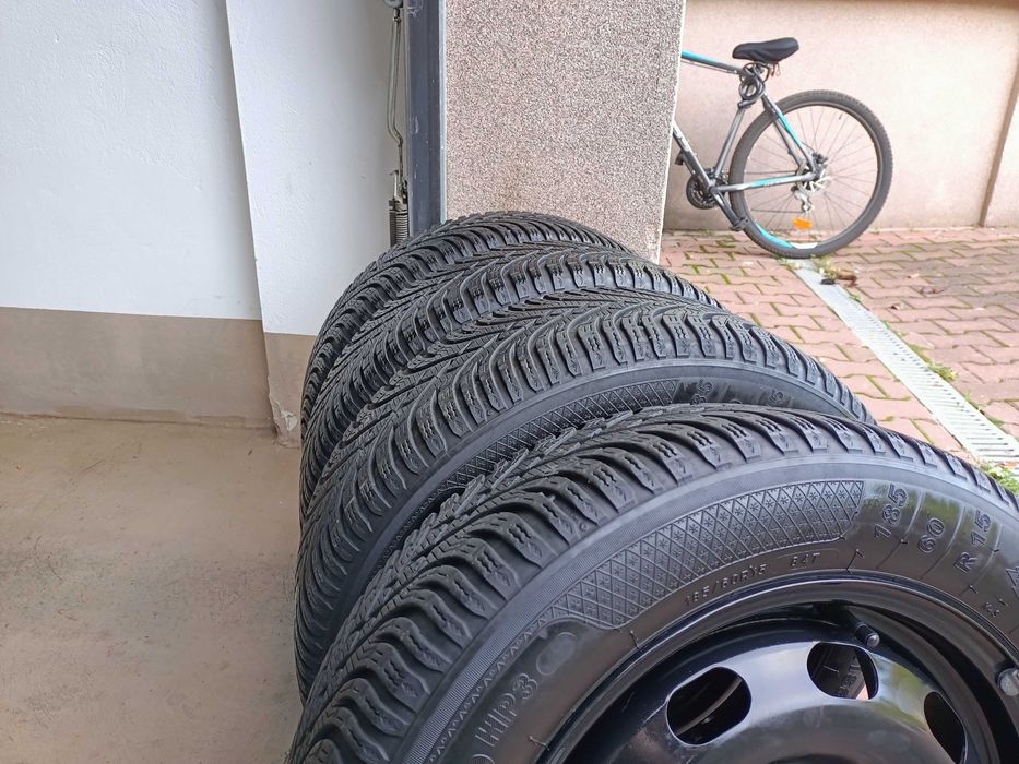 Sprzedam komplet kół 185/60/R15 pasują Seat, Skoda, VW.