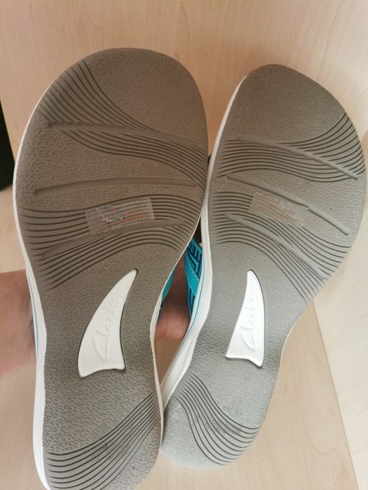 Шлепки Clarks 40-41р стелька 27 см