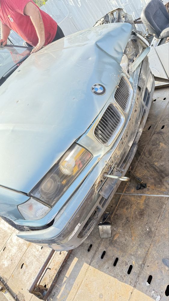 BMW E36 SERIE 3 318 TDS ANO 2000 PARA PEÇAS