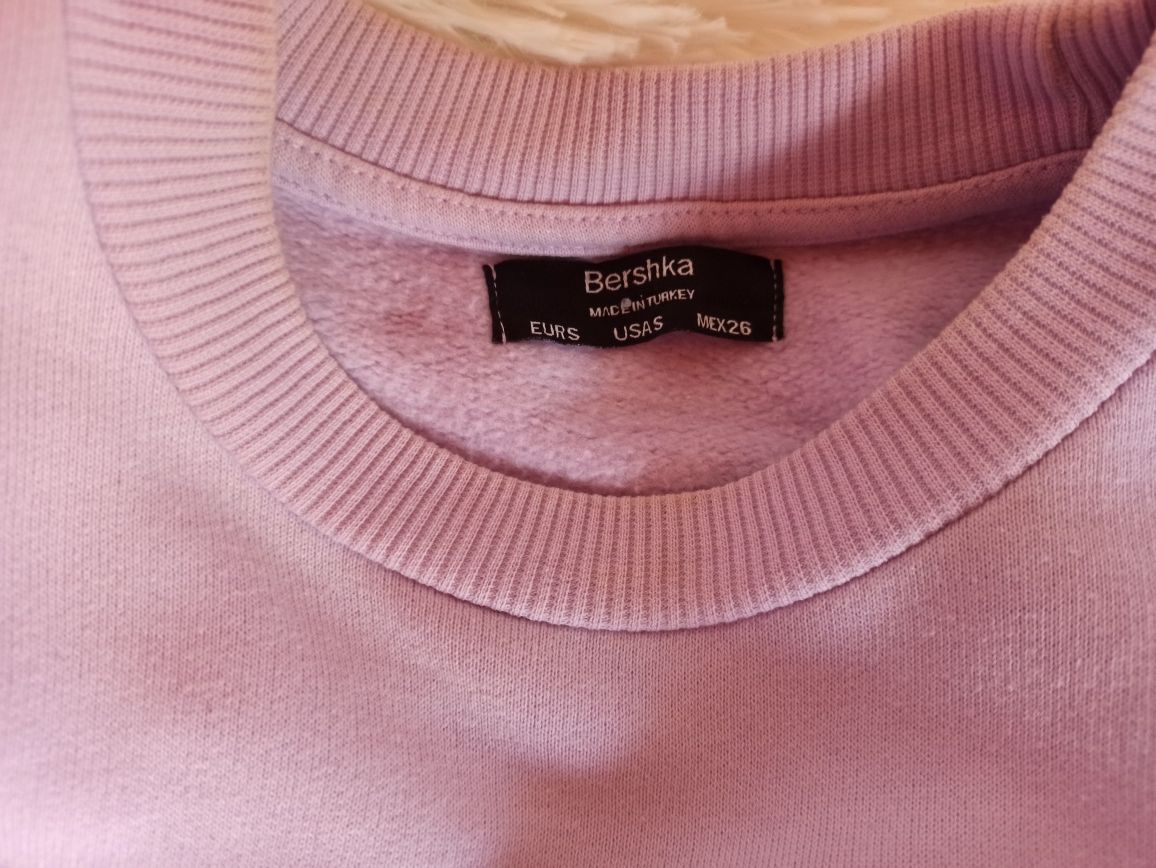 Fioletowa bluza z bufiastymi rękawami