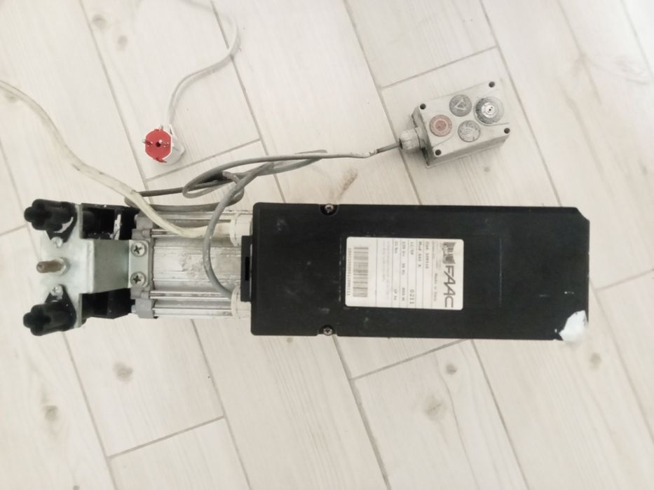 Моторредуктор  для промислових воріт FAAC 540 X BPR