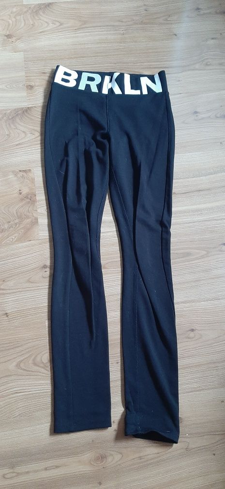 Legginsy z napisem Brkln 164cm