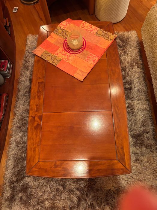 Elegancki Stolik kawowy z drewna