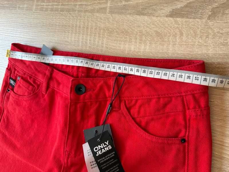 Czerwone jeansy Only Jeans – model Coco Flare, rozmiar 27, niski stan