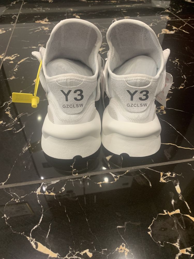 жіночі кросівки adidas Y3