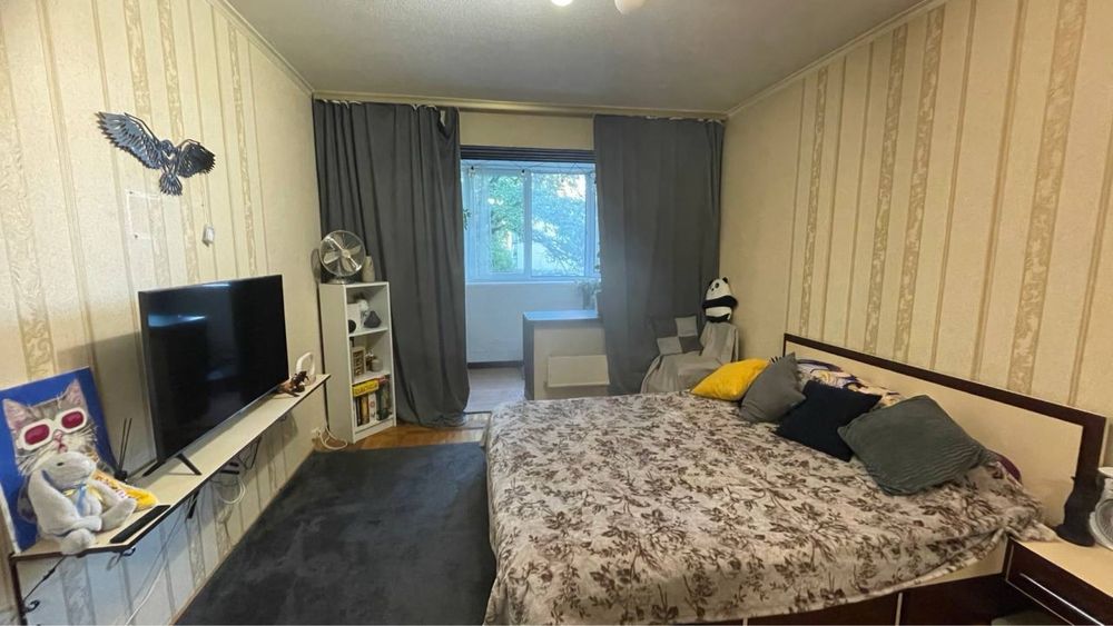 Продам 3к квартиру, вул. Синьоозерна, 4а, Святошино