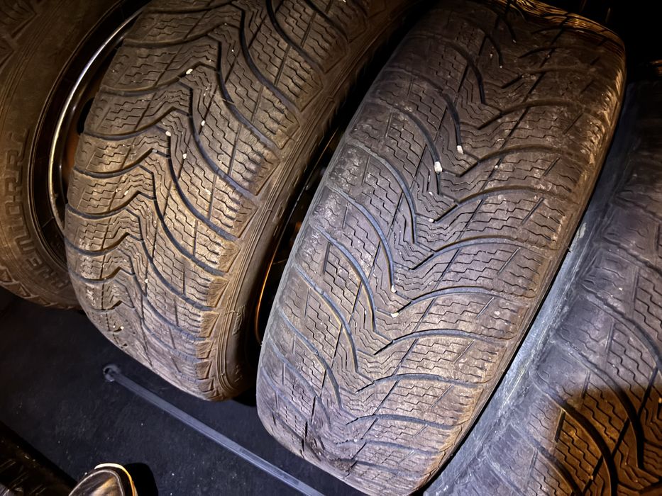 Komplet opon zimowych 205/55/16