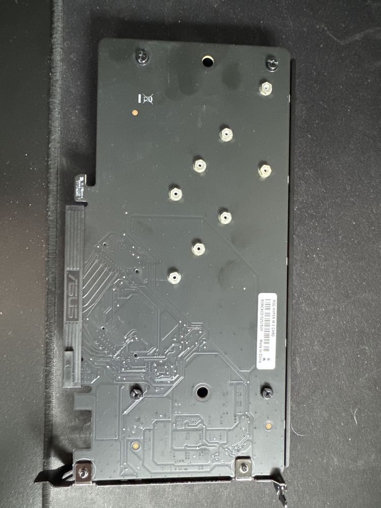 Placa PCIe M.2 Asus Hyper Gen5 Card x2