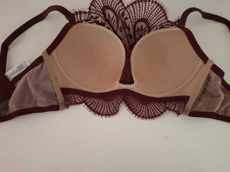 Шикарный сексуальный комплект intimissimi 75 B