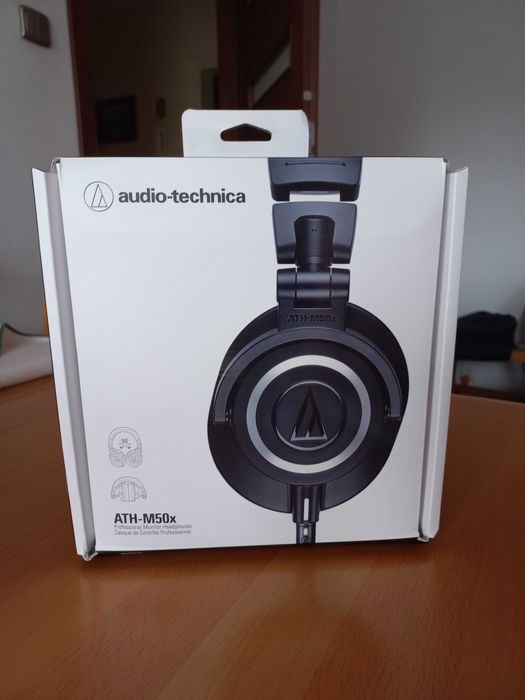 Słuchawki nauszne audio-technika ATH-M50X praktycznie nowe