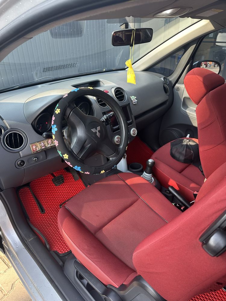 Mitsubishi Colt 2006