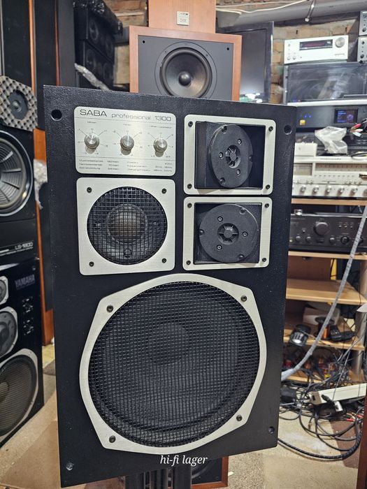 Saba professional 1300 немецкая акустика НЧ30см Закрытый ящик ШПОН Дуб