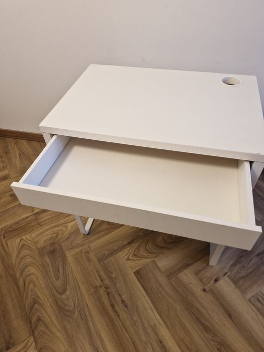 Biurko z szufladą Ikea