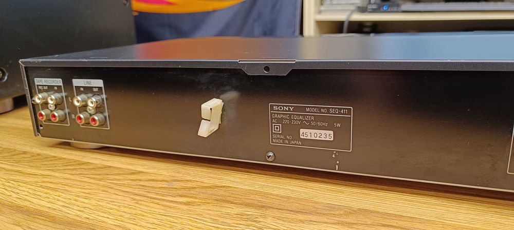 7-ми полосный  эквалайзер Sony SEQ-411