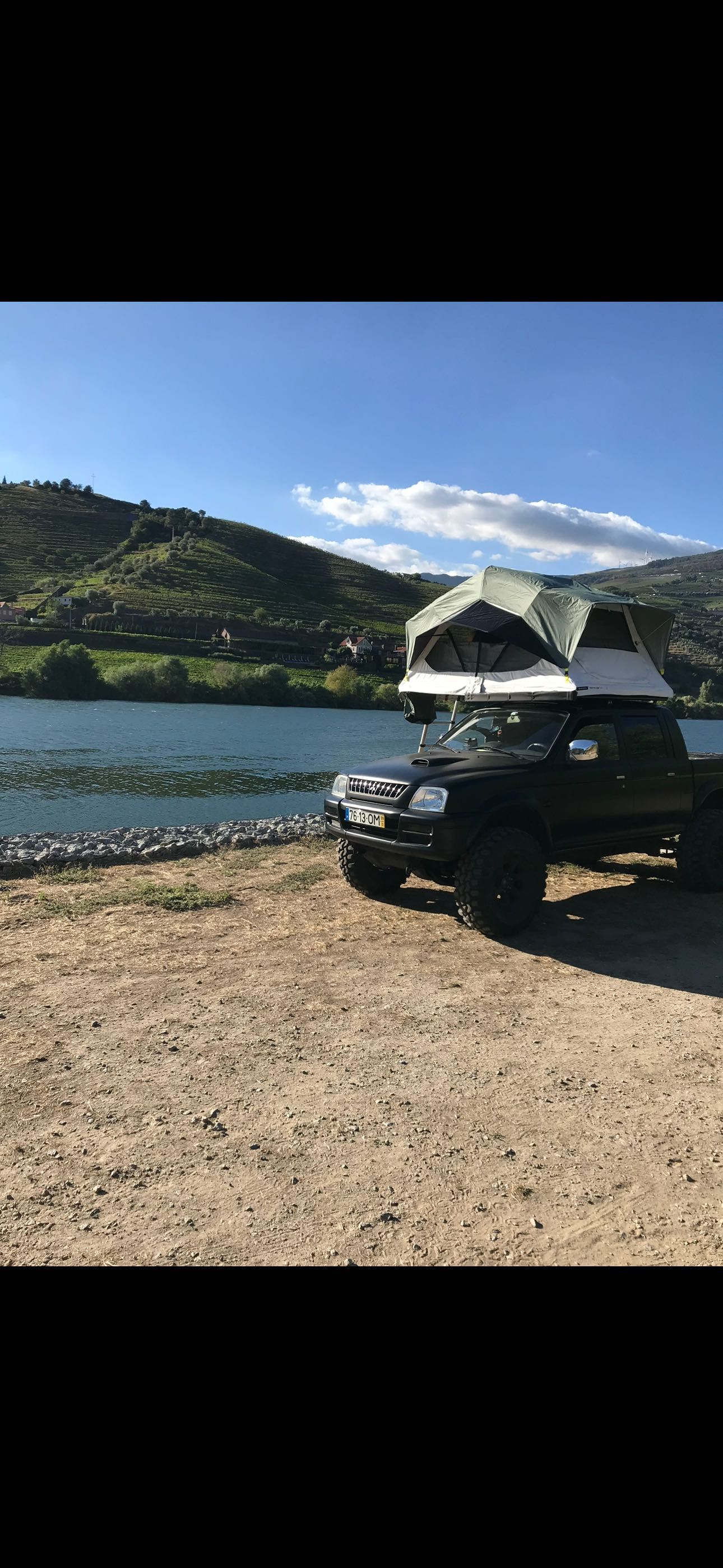 Tenda de tecto nova