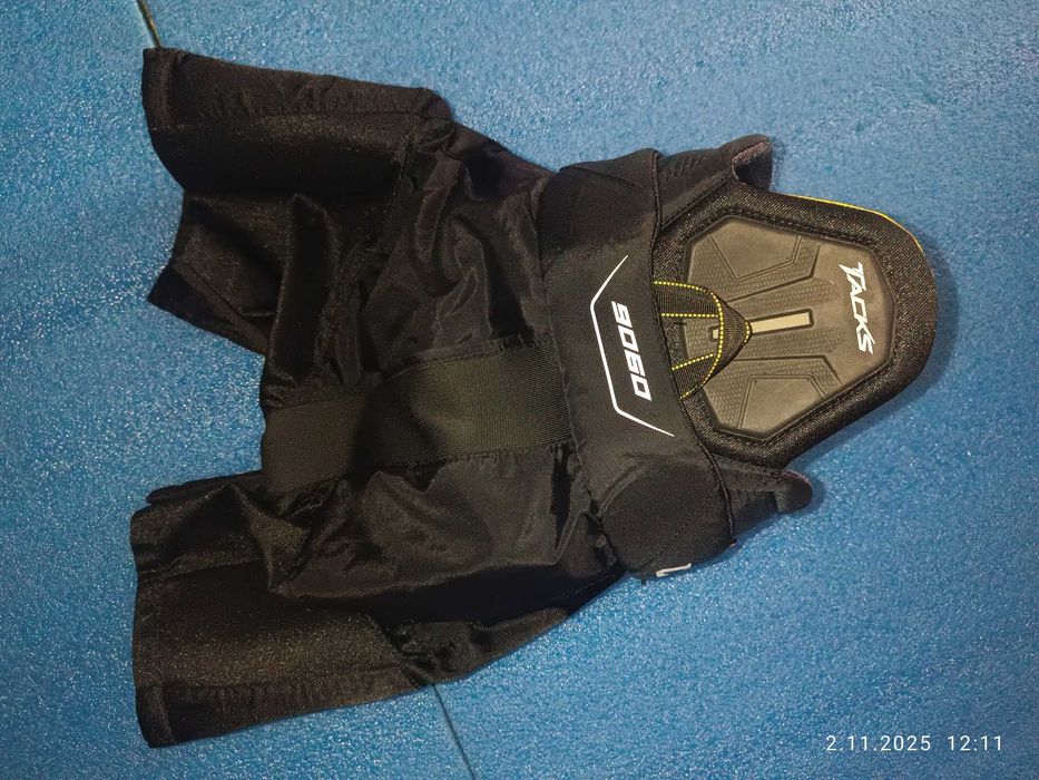 Spodnie hokejowe dziecięce CCM Tacks 9060 JR Small