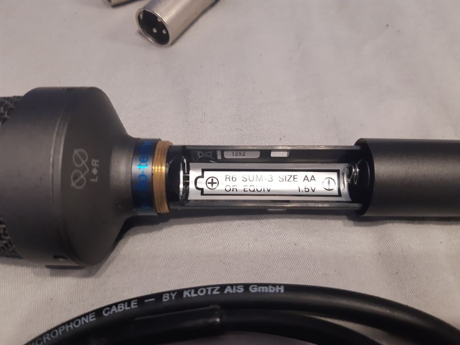 Mikrofon Stereofoniczny Pojemnościowy Audio Technica AT8022 na kamerę
