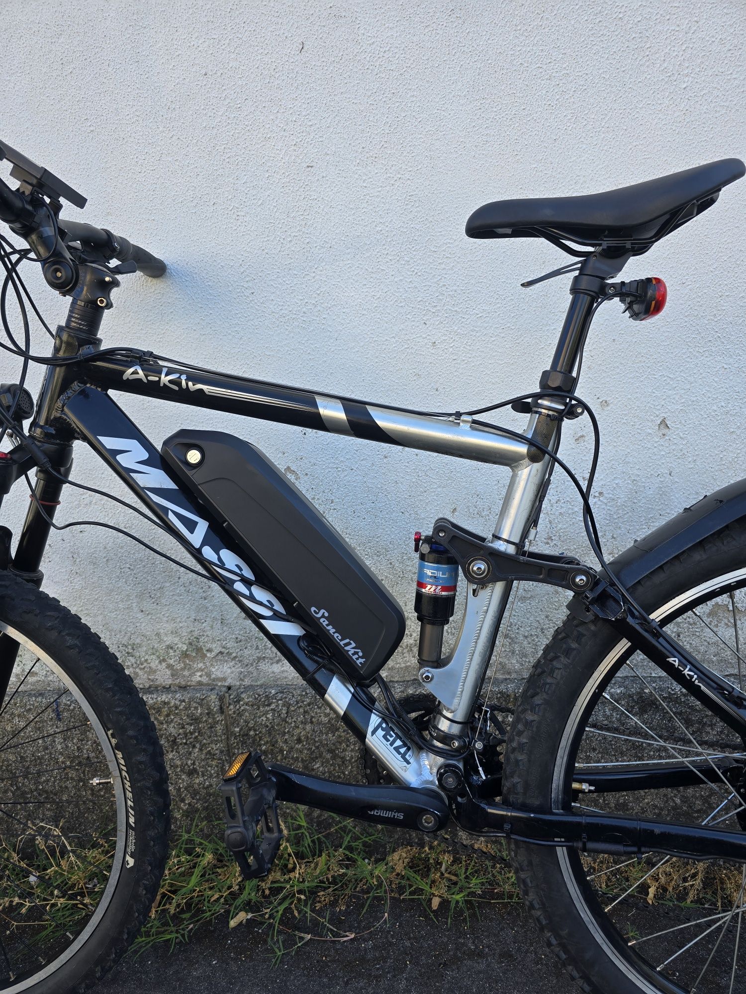Bicicleta eléctrica
