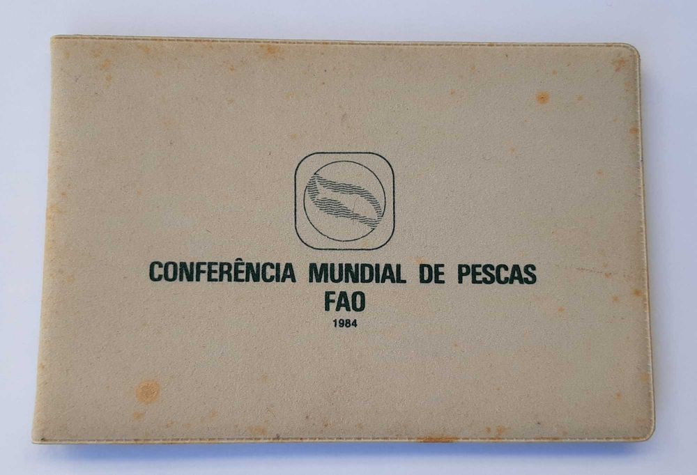 Moeda comemorativa da Conferência Mundial de Pescas FAO 1984