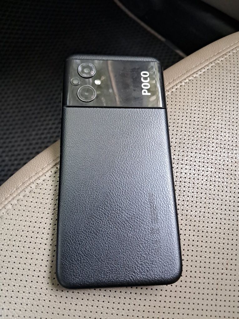 Продам  телефон Xiaomi  POCO M5