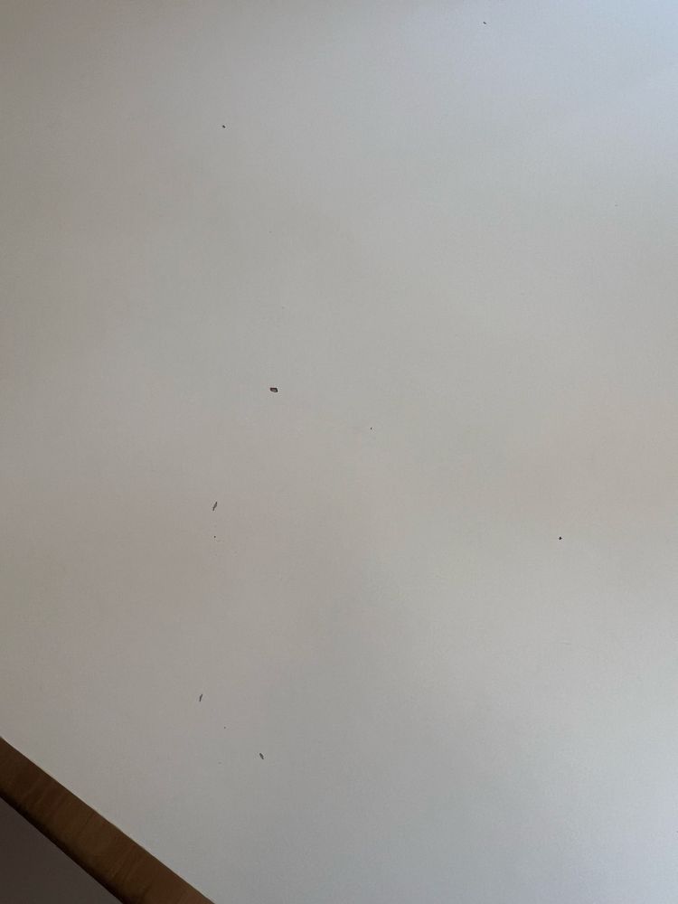 Estante com mesa do Ikea
