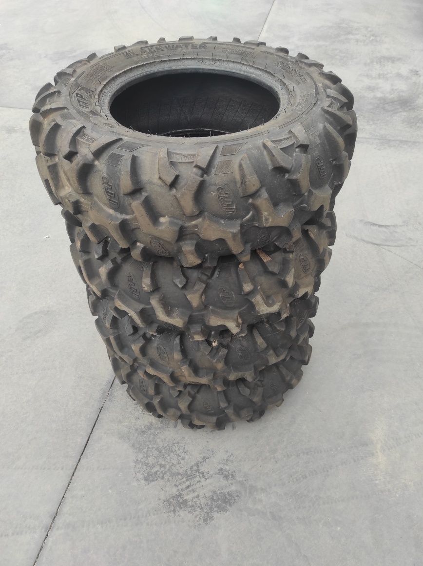 Pneus 4x4 IPT Blackwater 30x10.00xr15 idial para Jimny