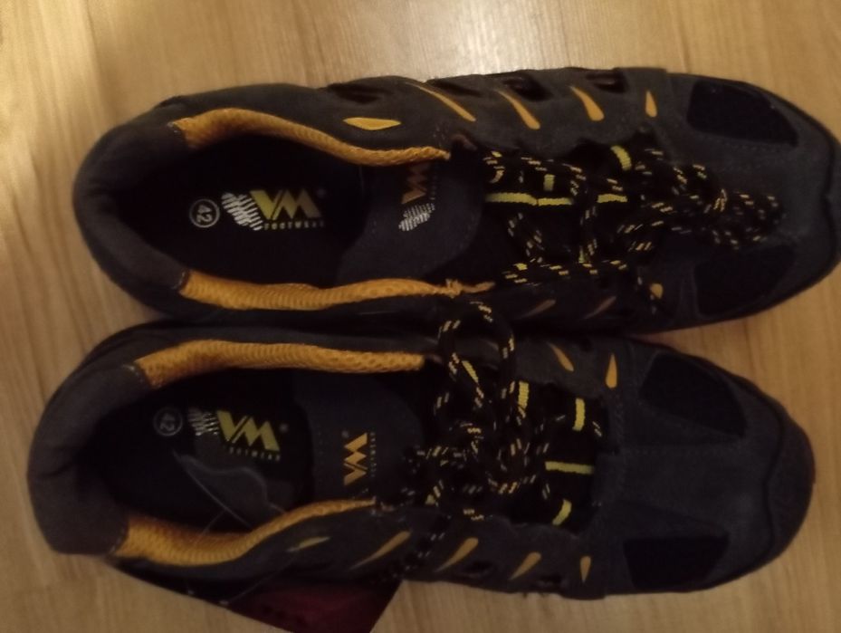 Sandały robocze z podnoskiem