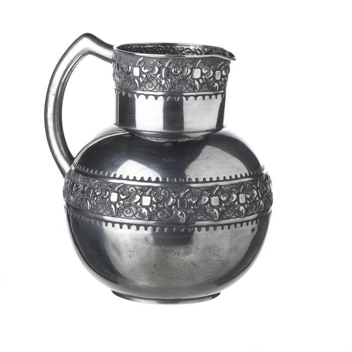 Jarro antigo em Art Deco em prata