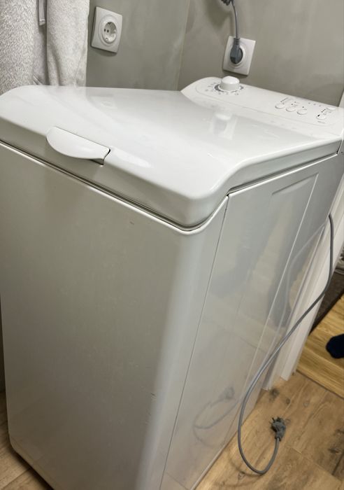 Стиральная машинка вертикальной загрузки Zanussi ZWQ 5101