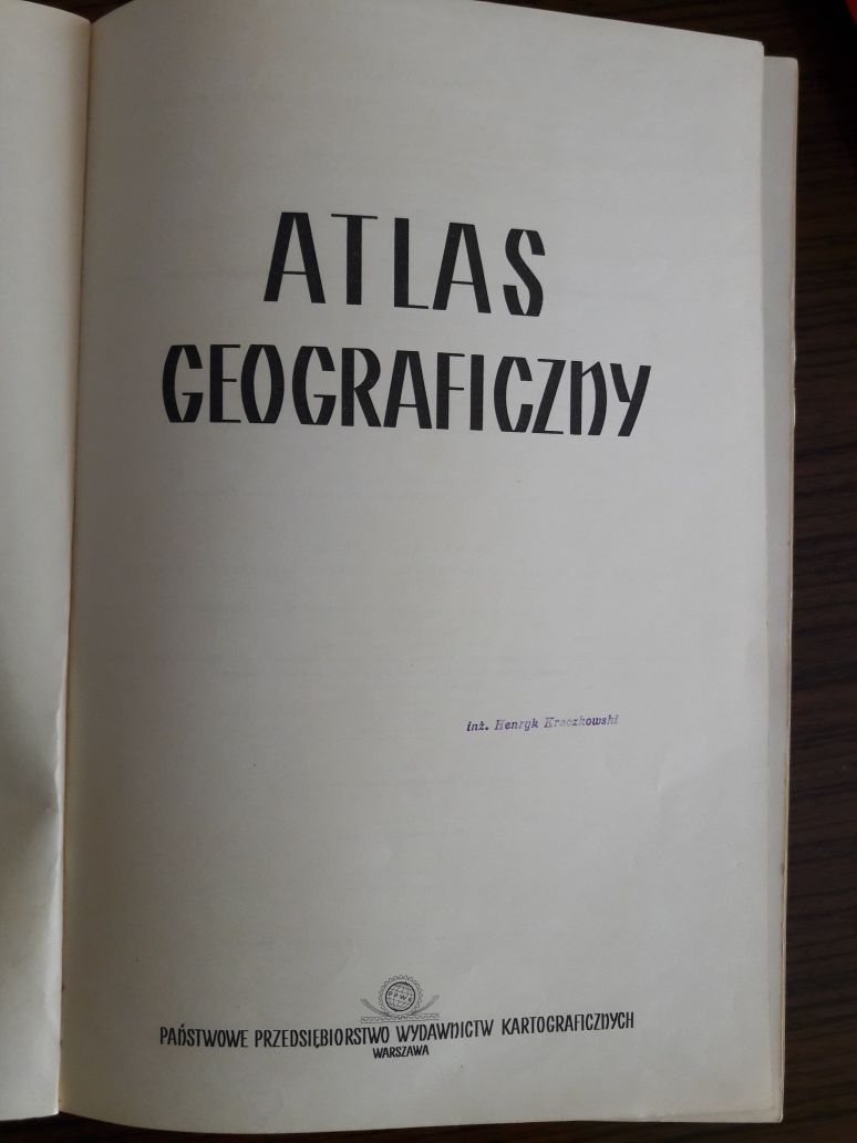 Atlas geograficzny dla szkół średnich