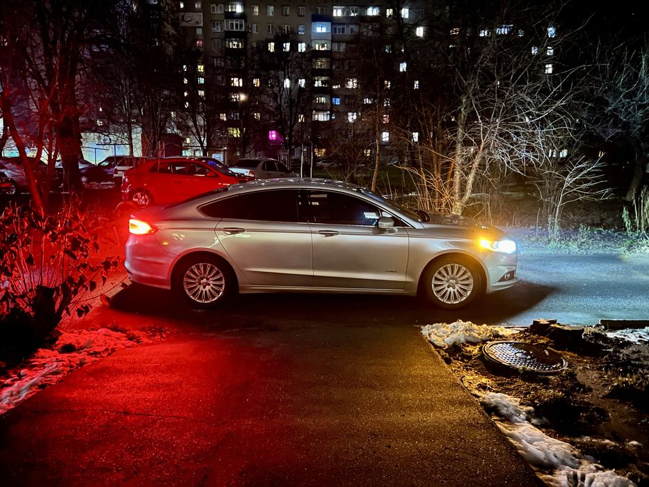 Продам Ford Fusion plug-in hybrid (Подзаряжаемый гибрид)