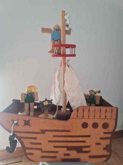 Navio Pirata em madeira