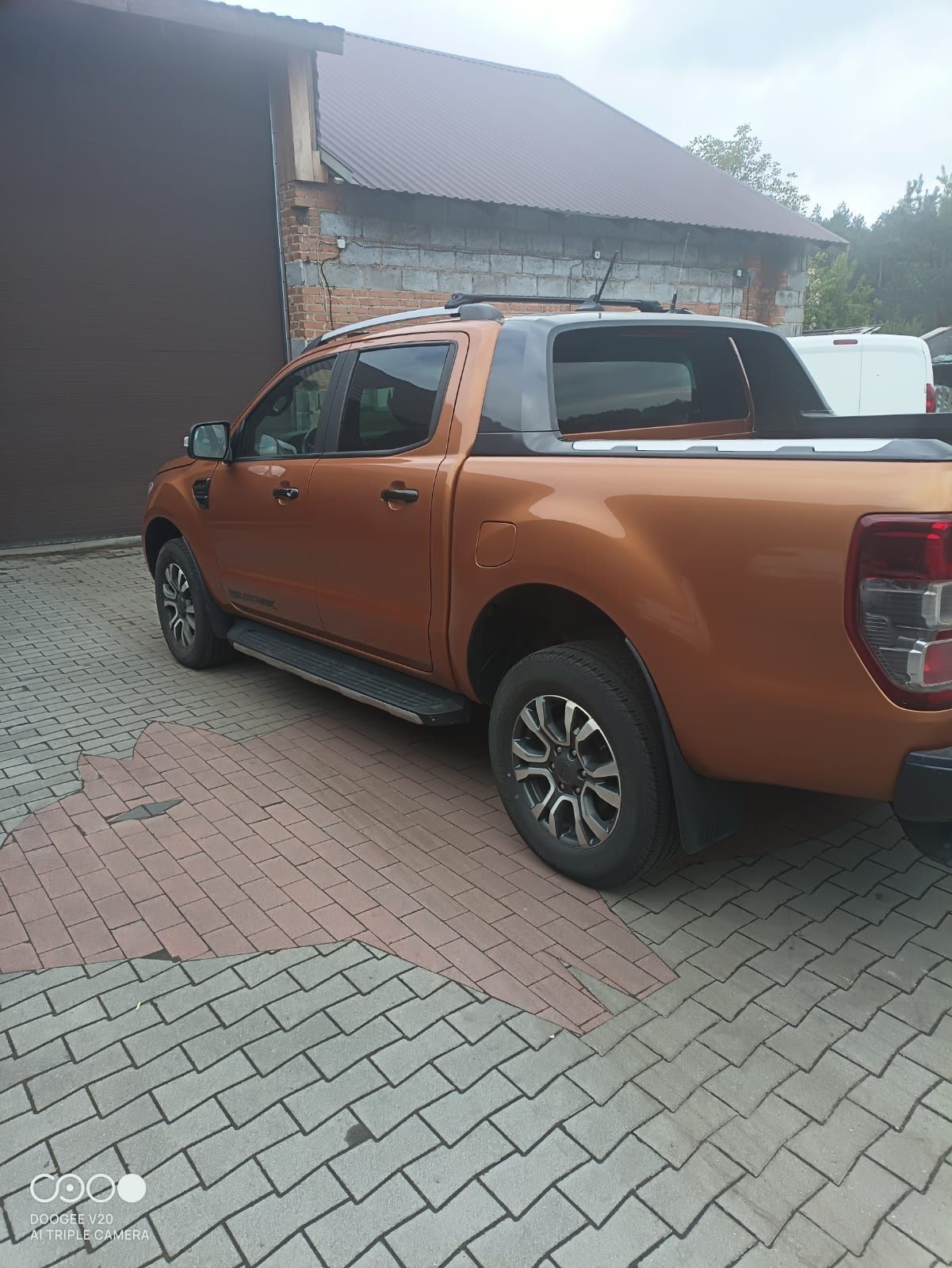 Ford Ranger Wildtrak najbogatsza wersja pierwszy właściciel