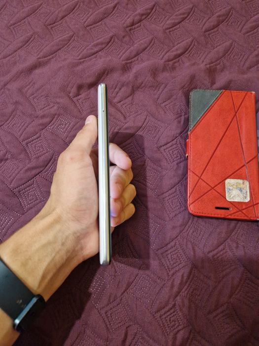 Продам Samsung galaxy a51 6/128