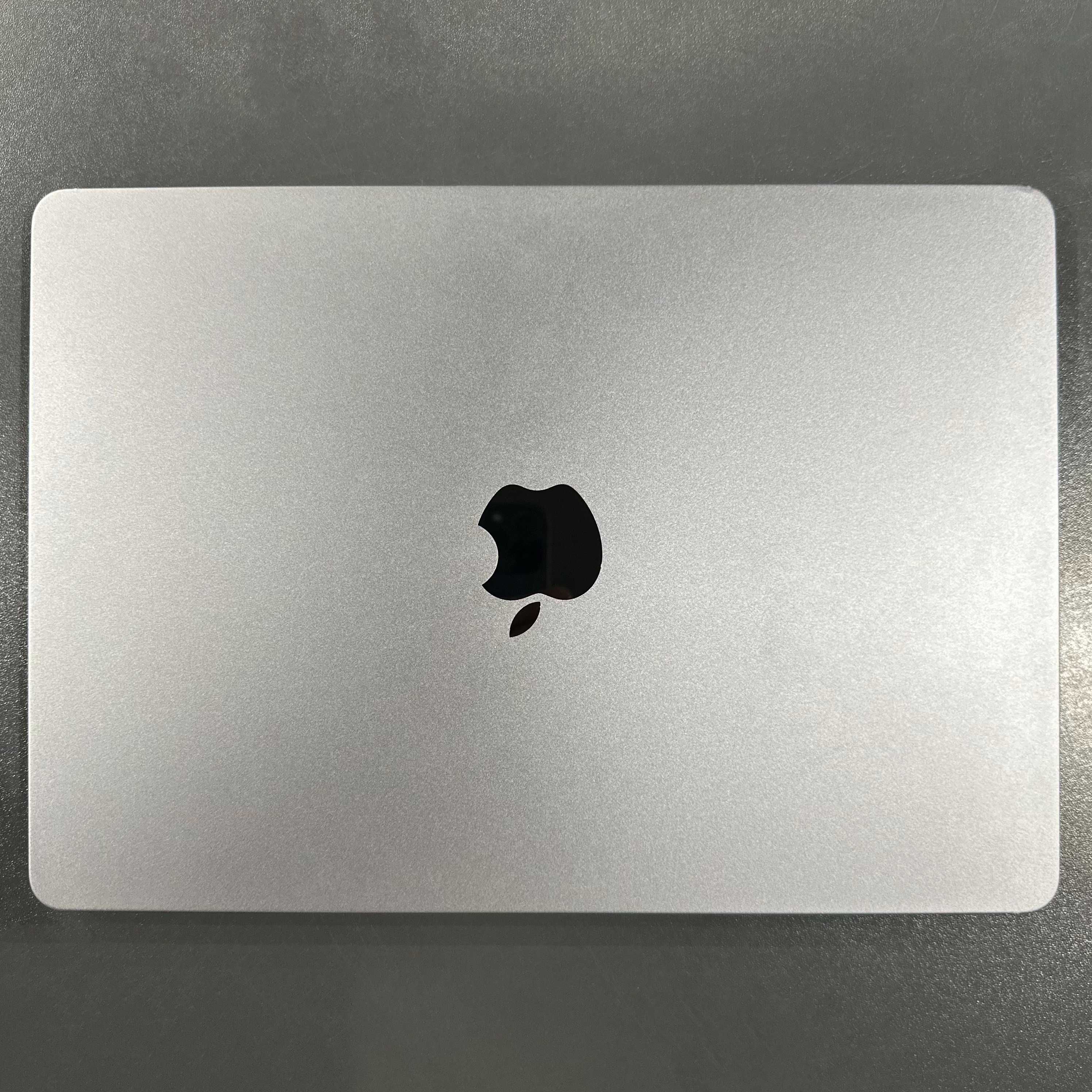 MacBook Air 13" 2022 M2 8GB RAM 256GB SSD АКЦІЯ!