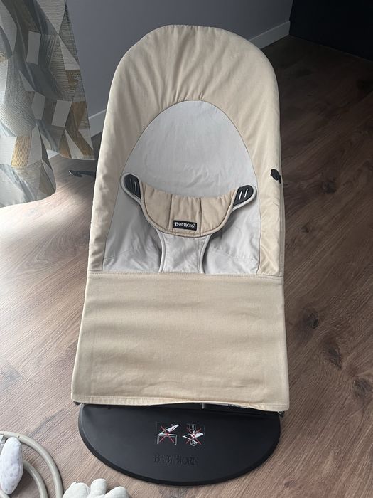 Bujaczek babybjorn