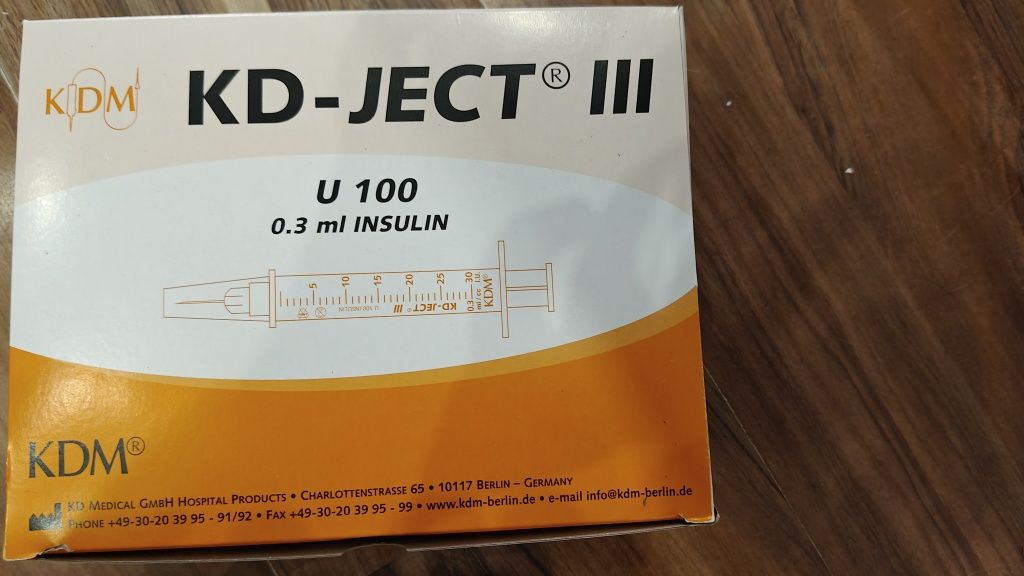 Glukometr dla kotów i psów + strzykawki u100
