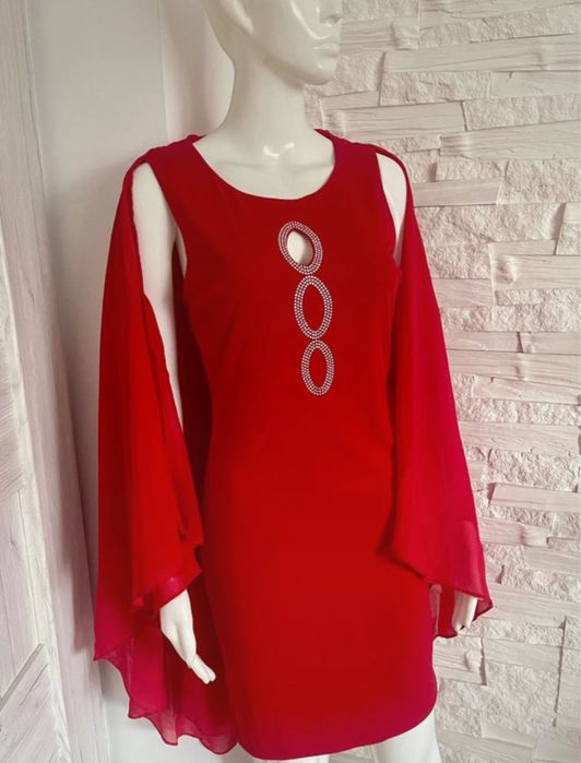 Sukienka czerwona XS z trenem