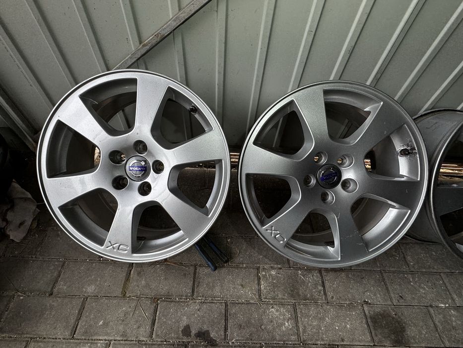 Felgi aluminiowe 17 Volvo 5x108 XC60 XC70 V60 S60 V70  ALUMY