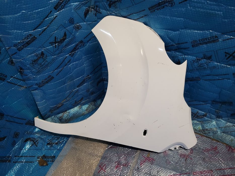 Błotnik lewy przód przedni Expert Citroen Jumpy Toyota Proace 16-