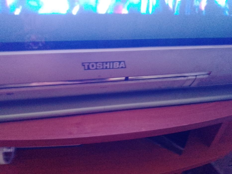 Телевізор тошиба