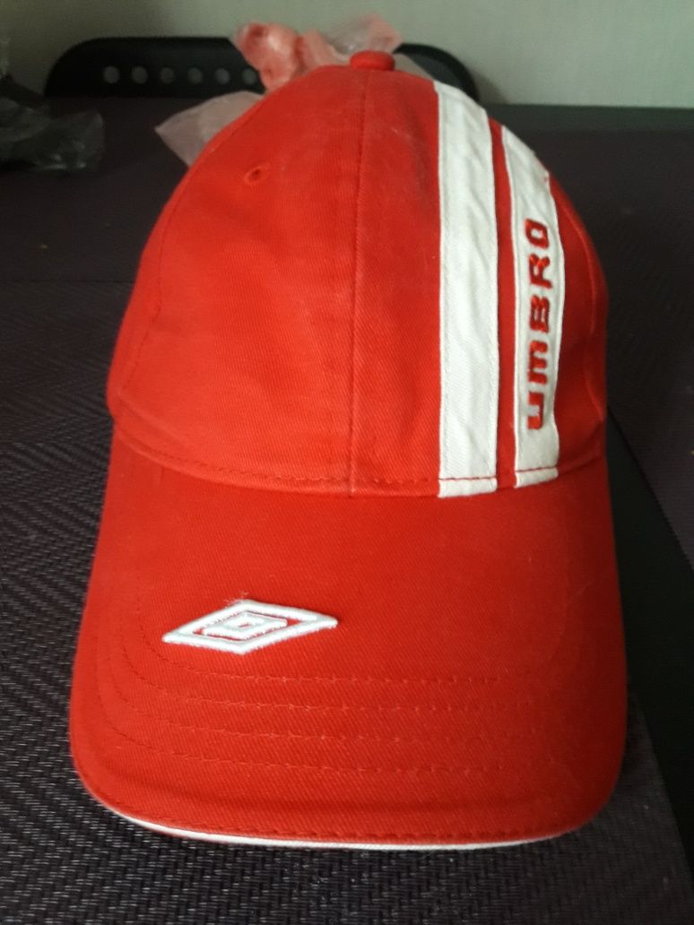 Бейсболка кепка Umbro