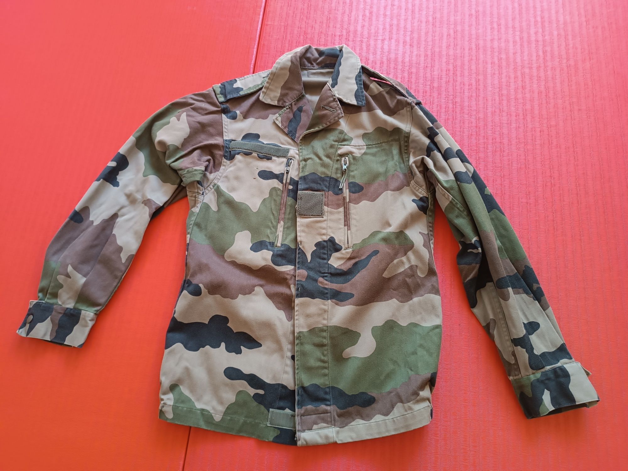 Bluza khaki ściągacz kieszenie